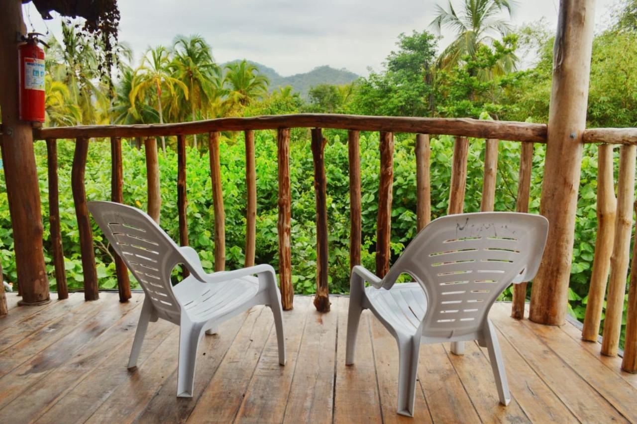 The Mompe Beach Hostal La Poza 外观 照片