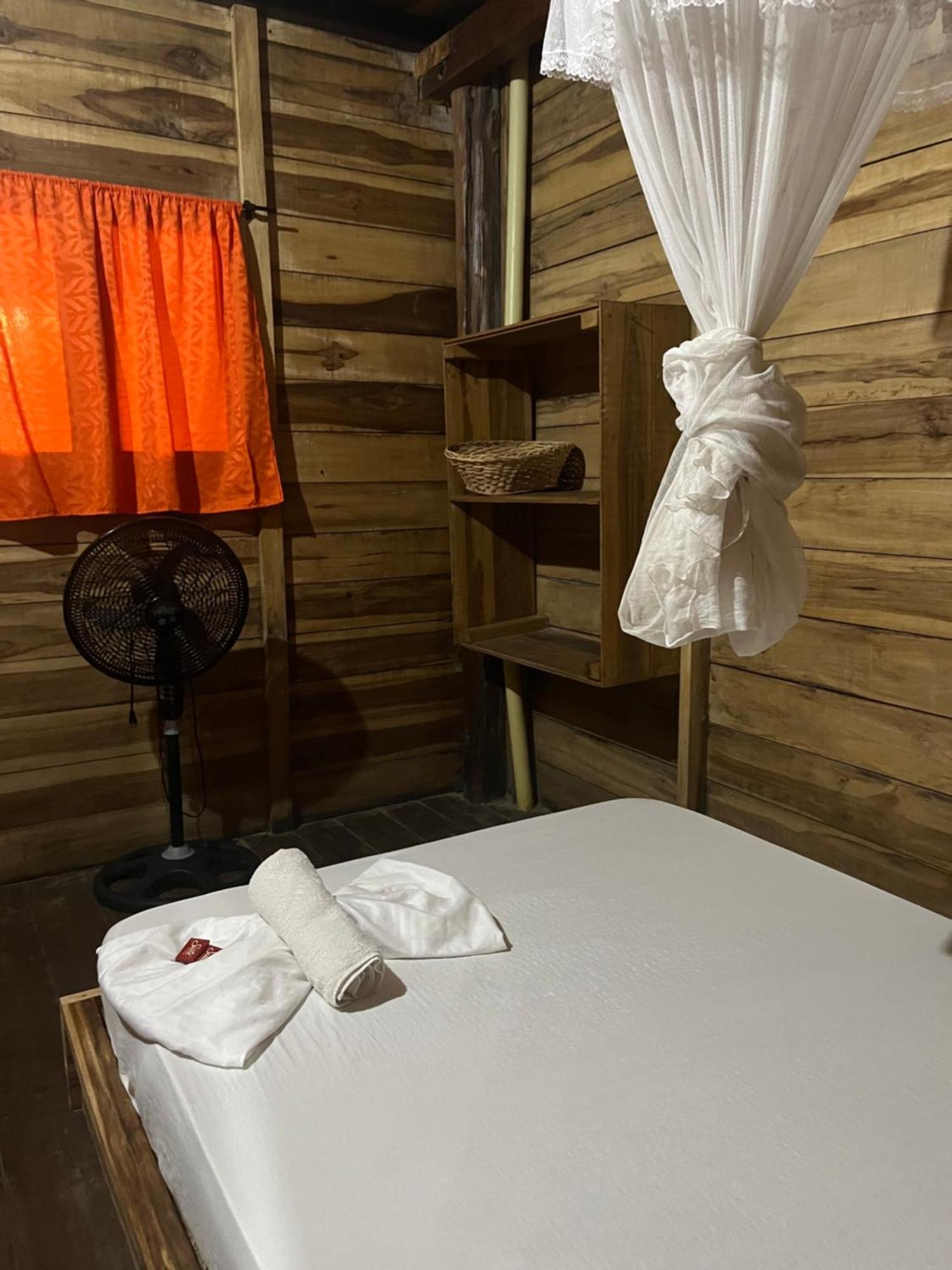 The Mompe Beach Hostal La Poza 外观 照片