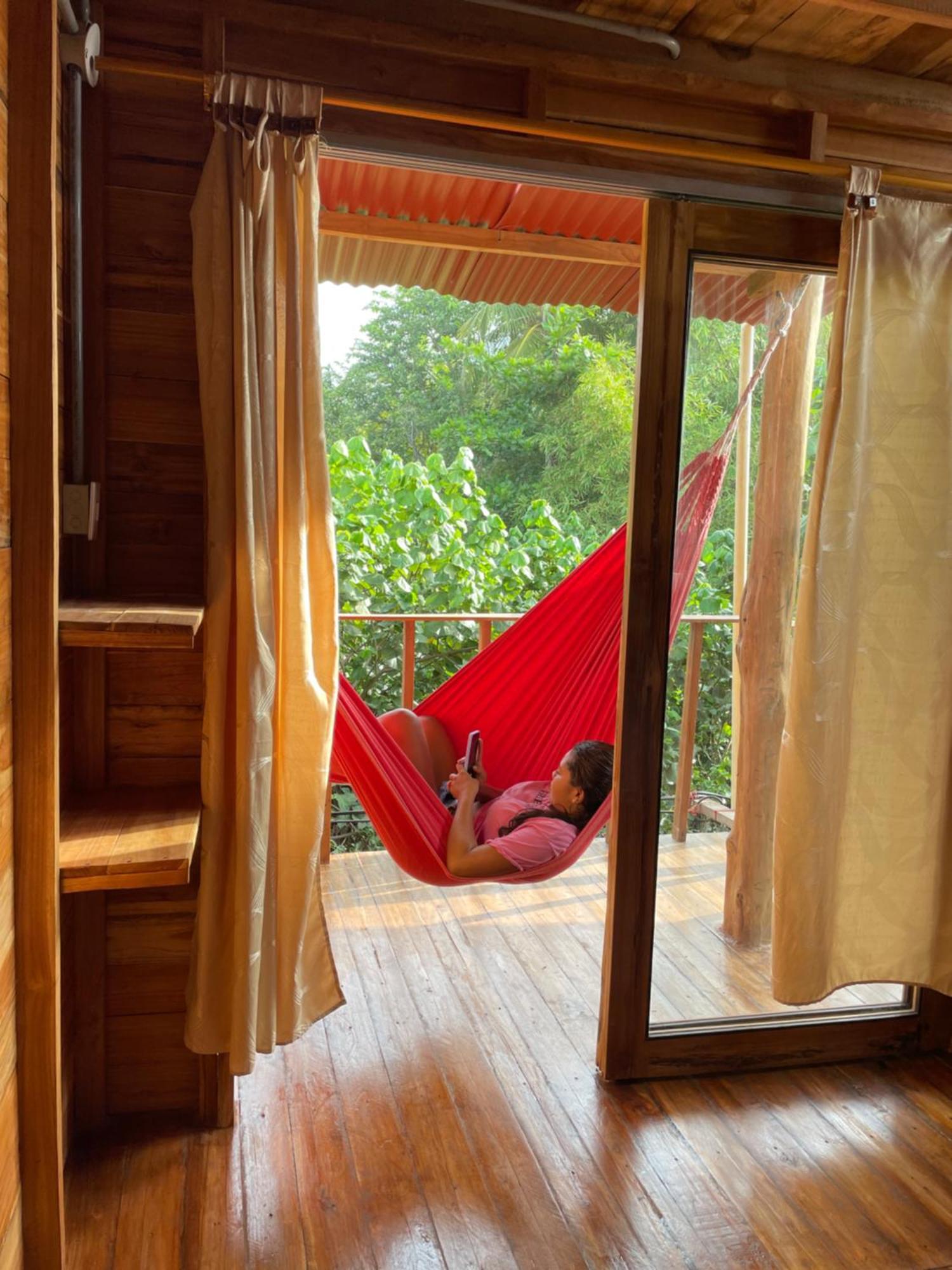 The Mompe Beach Hostal La Poza 外观 照片