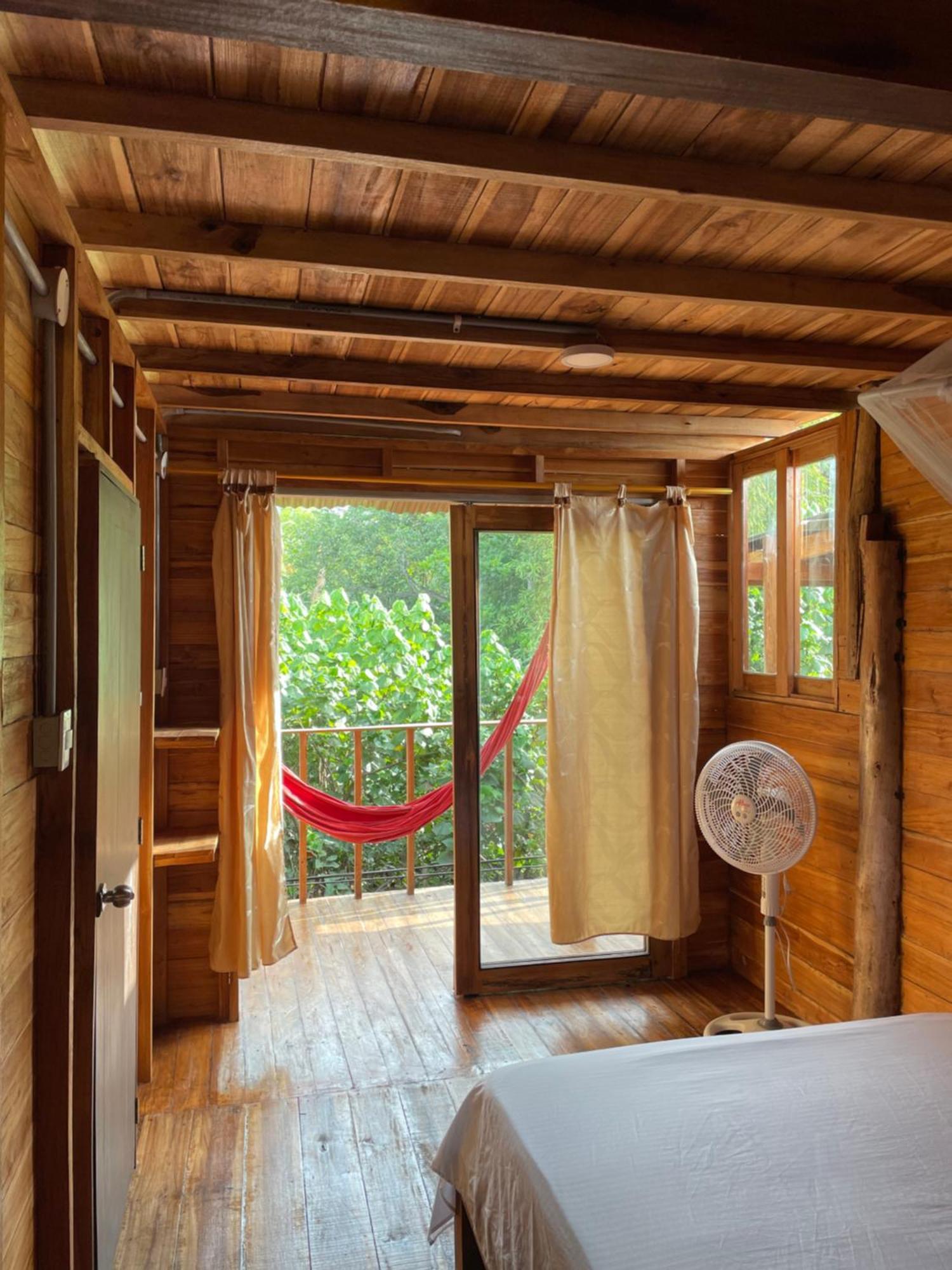 The Mompe Beach Hostal La Poza 外观 照片