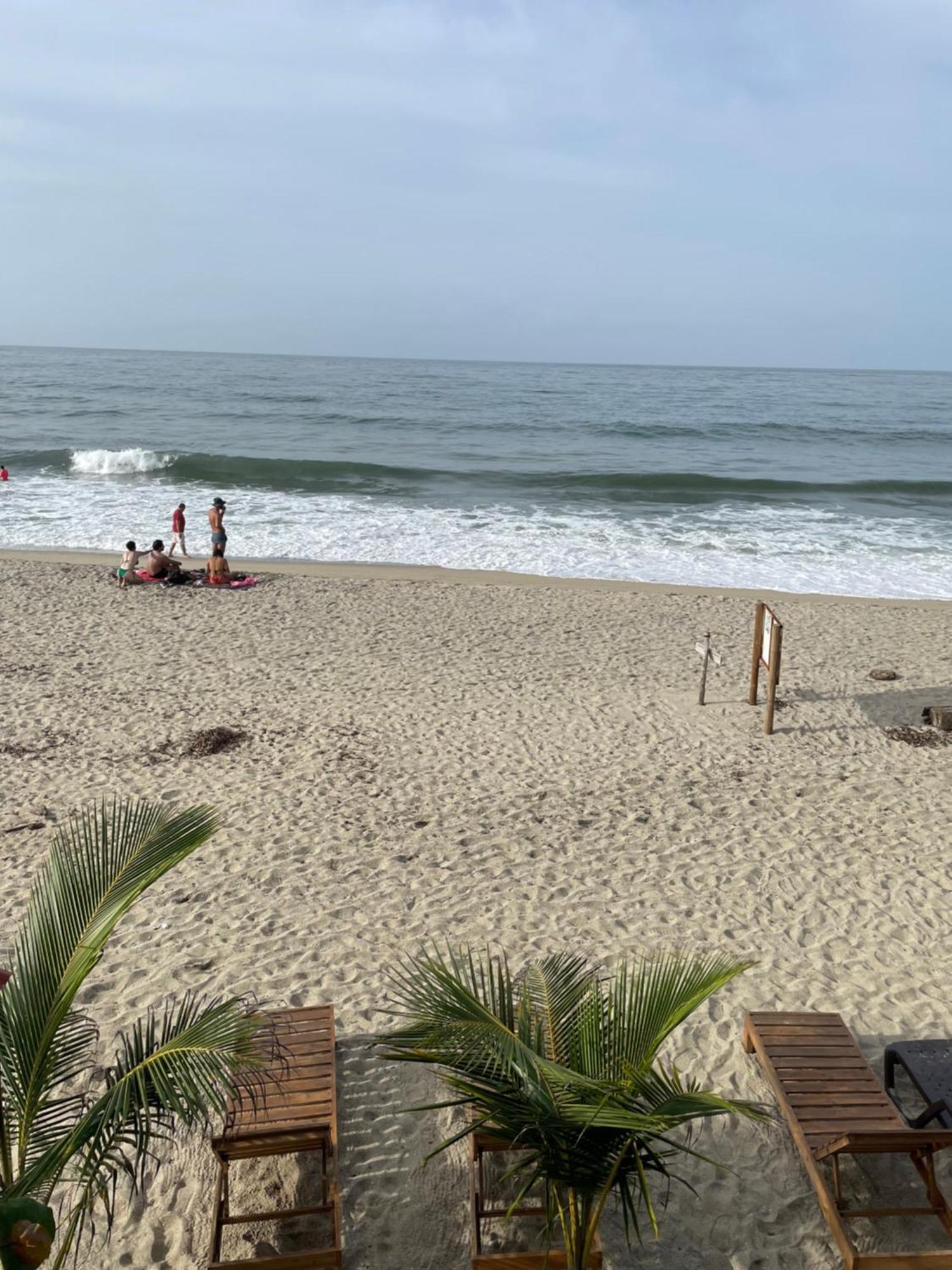 The Mompe Beach Hostal La Poza 外观 照片