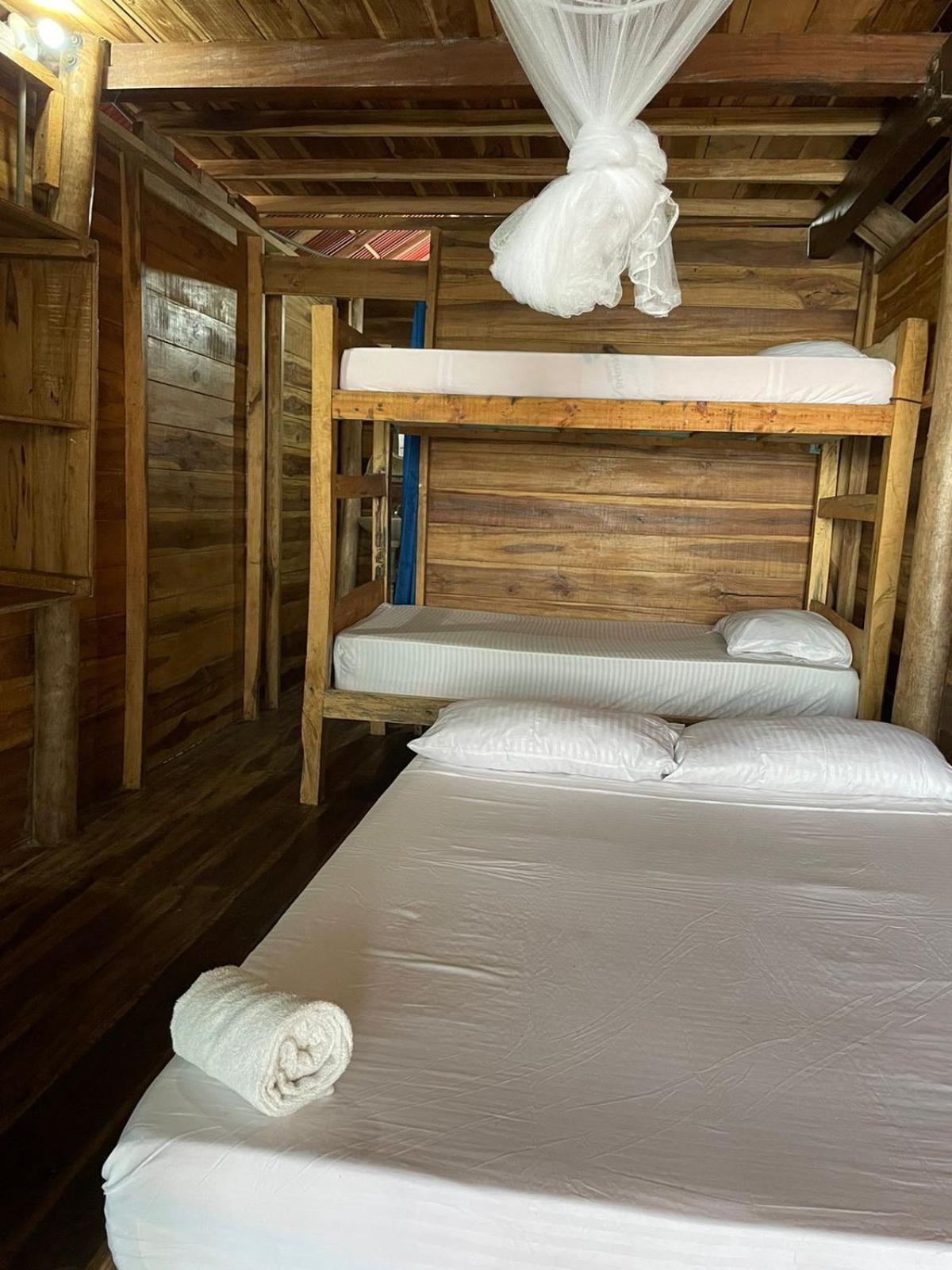 The Mompe Beach Hostal La Poza 外观 照片