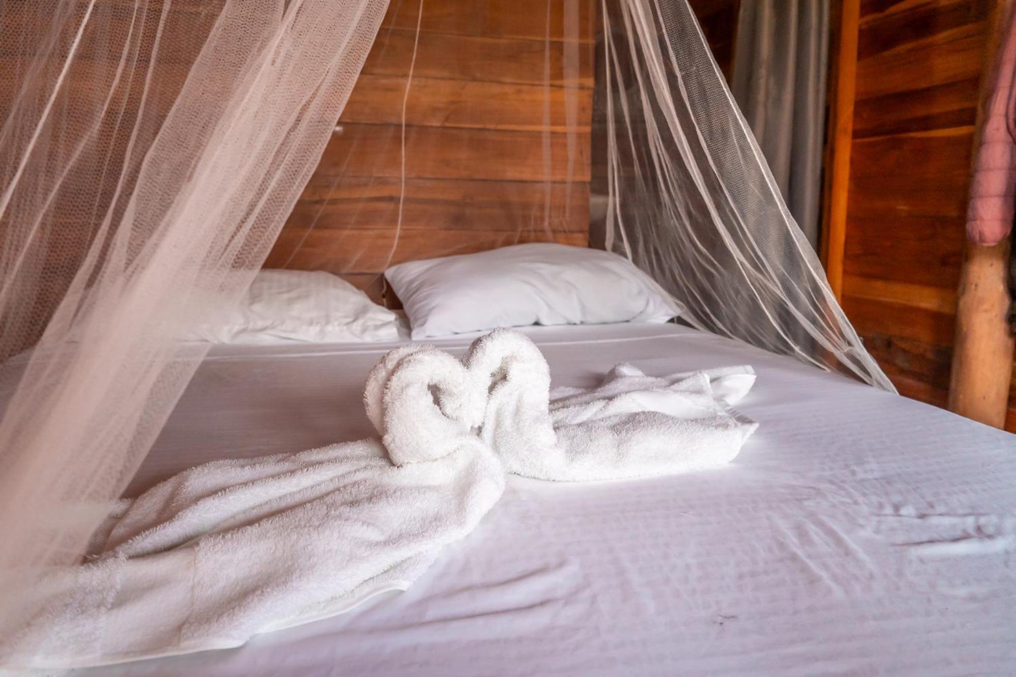 The Mompe Beach Hostal La Poza 外观 照片