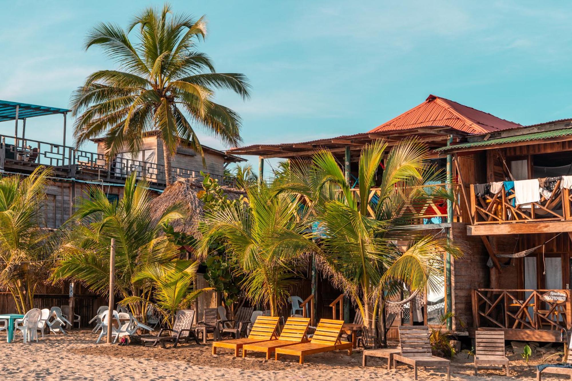The Mompe Beach Hostal La Poza 外观 照片